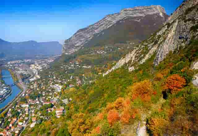 锐祺：智能换电“领航”，改变出行模式